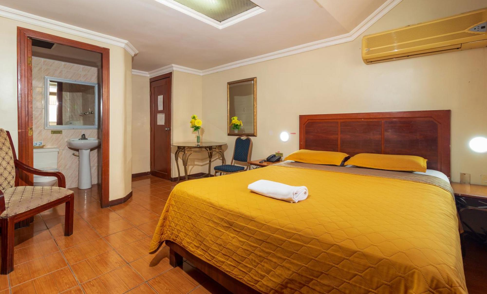 גוויאקיל Hotel Malecon Inn מראה חיצוני תמונה