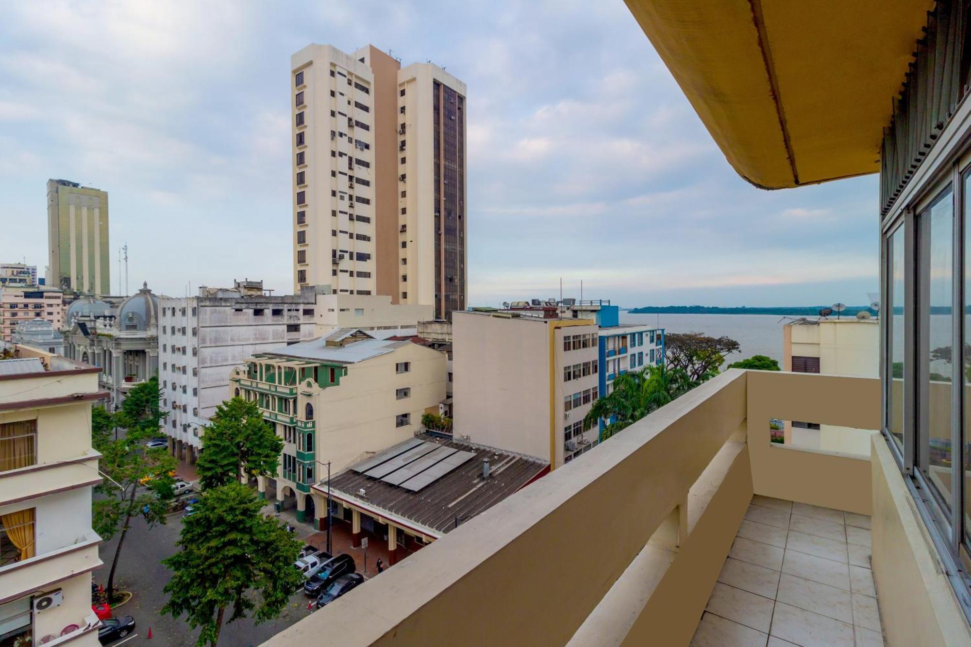 גוויאקיל Hotel Malecon Inn מראה חיצוני תמונה