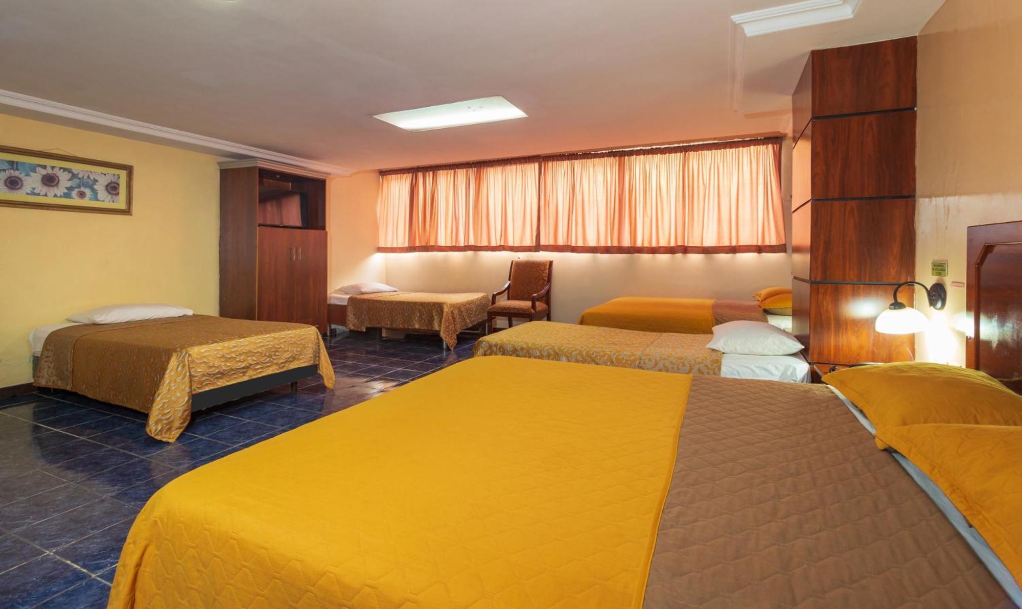 גוויאקיל Hotel Malecon Inn מראה חיצוני תמונה