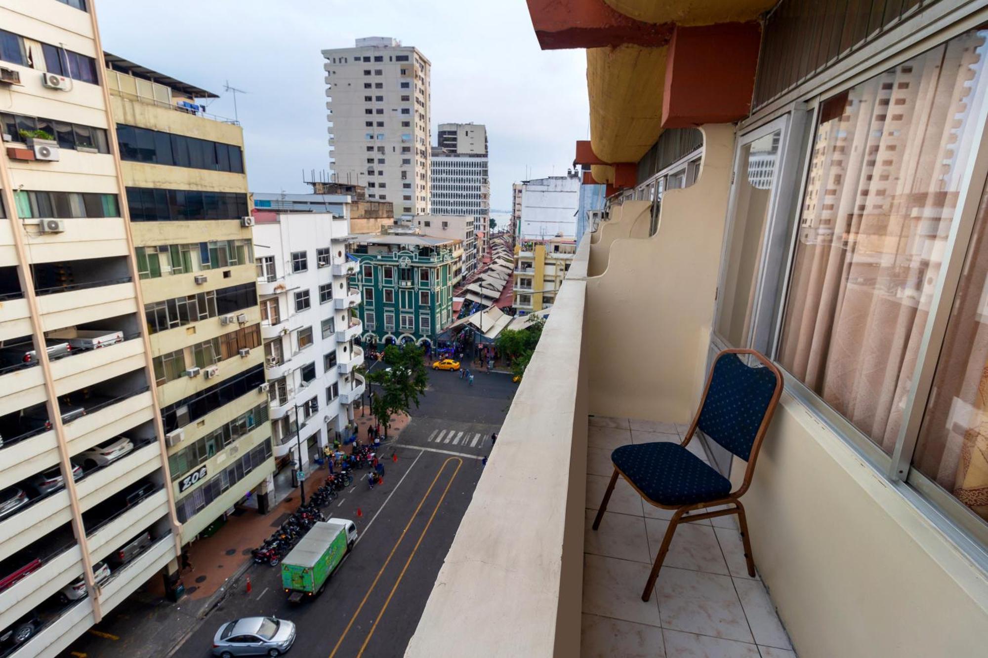 גוויאקיל Hotel Malecon Inn מראה חיצוני תמונה