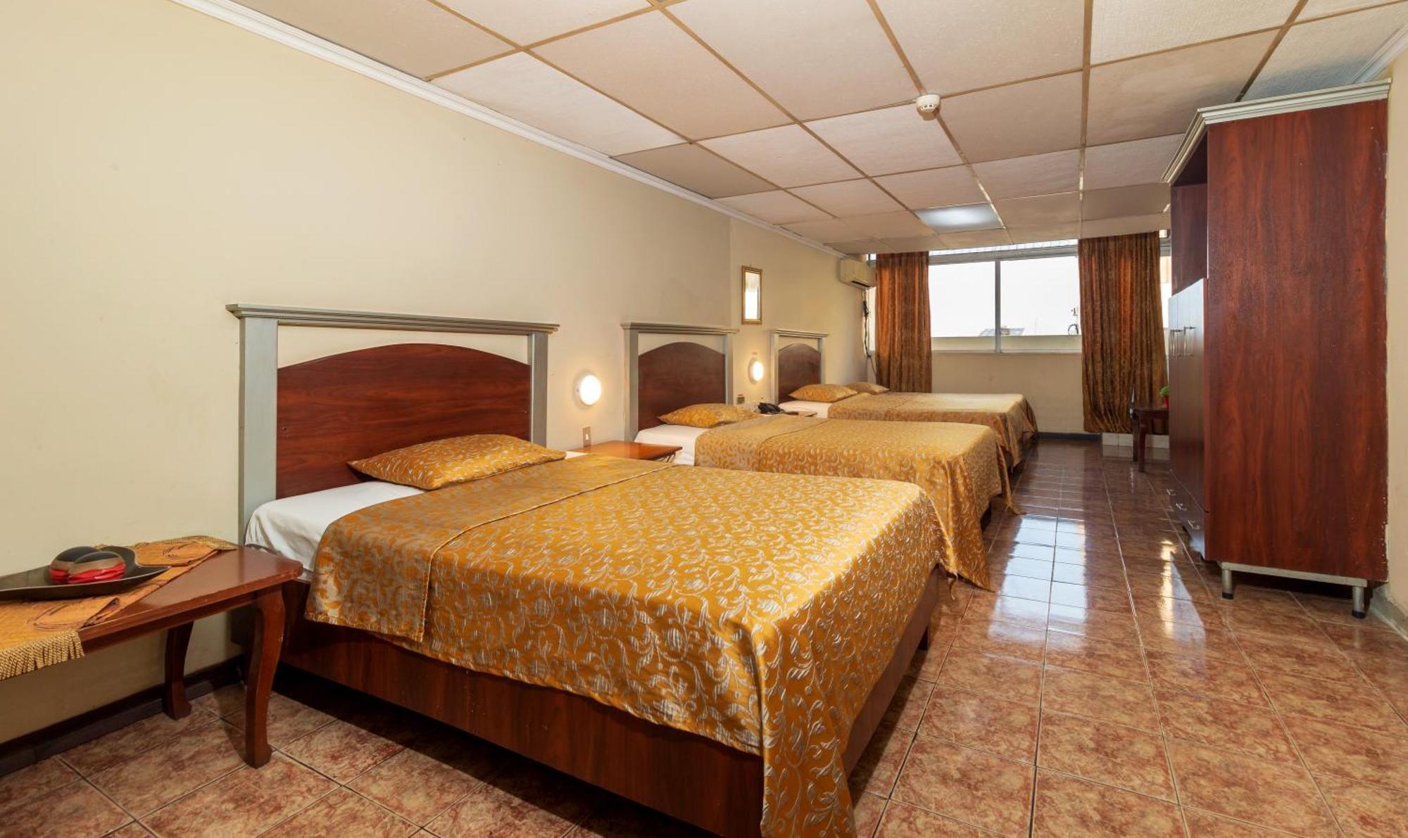 גוויאקיל Hotel Malecon Inn מראה חיצוני תמונה