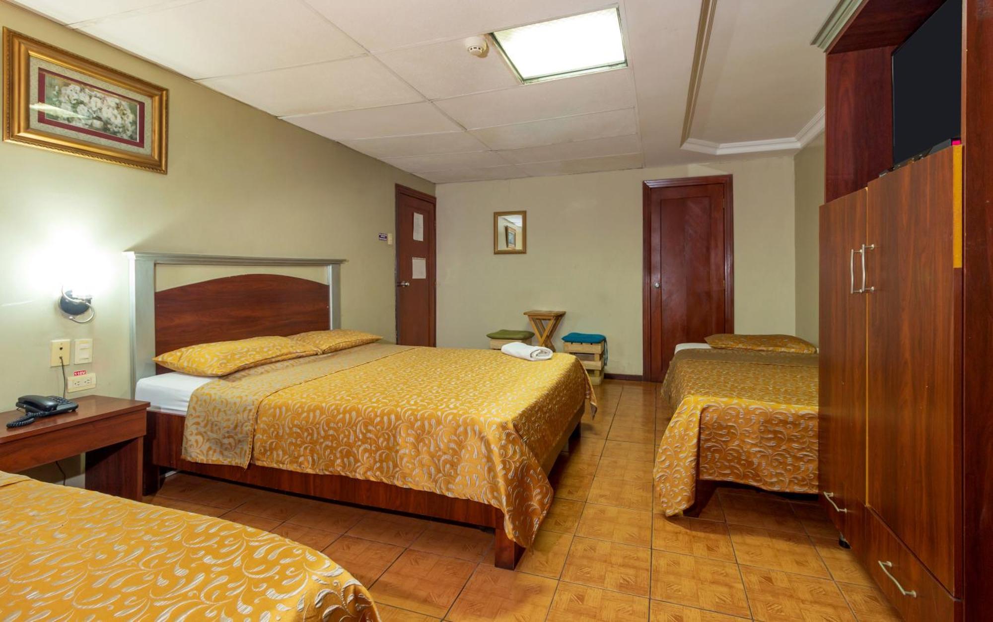 גוויאקיל Hotel Malecon Inn מראה חיצוני תמונה