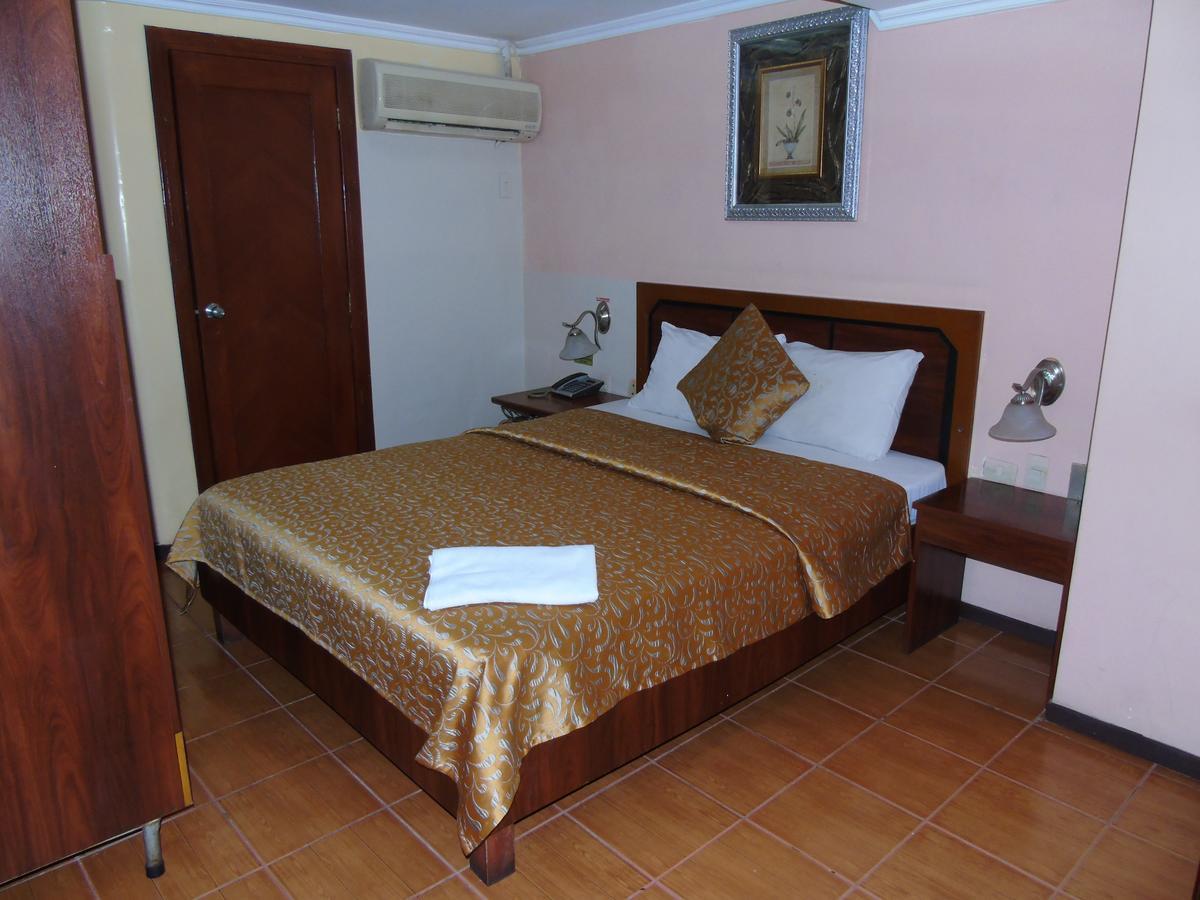 גוויאקיל Hotel Malecon Inn מראה חיצוני תמונה
